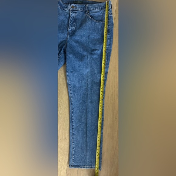 Lauren Ralph Lauren LRL Jeans Co. Classic Straight Leg Denim Jeans - Picture 7 of 9